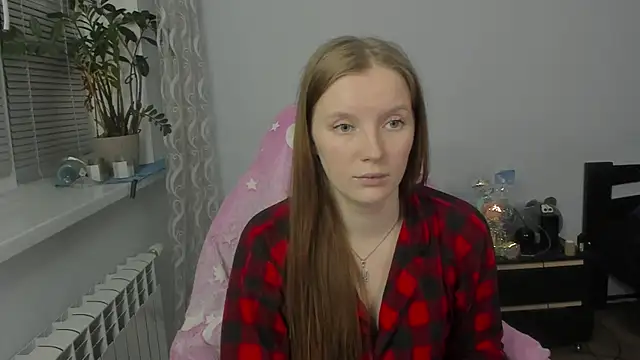 Snapshot of Mary_Blu chatting on 18, 11, 2025 Mary Blu online show from 18, 11, 2025