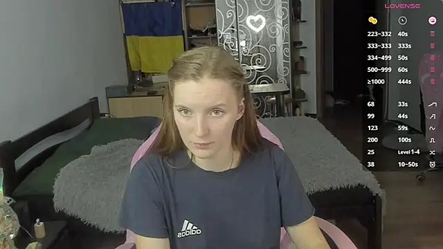 Snapshot of Mary_Blu chatting on 20, 11, 2025 Mary Blu online show from 20, 11, 2025