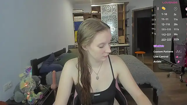 Snapshot of Mary_Blu chatting on 26, 11, 2025 Mary Blu online show from 26, 11, 2025