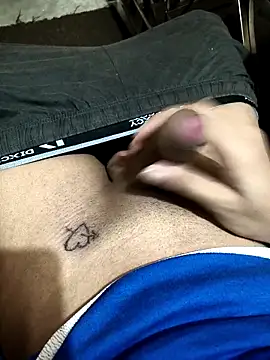 Snapshot of RoxBoyy chatting on 12, 3, 2026 RoxBoyy online show from 12, 3, 2026