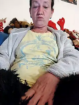 anayss17 online show from 25, 4, 2026