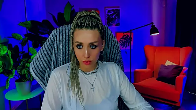 MonicaRiley online show from 23, 4, 2026