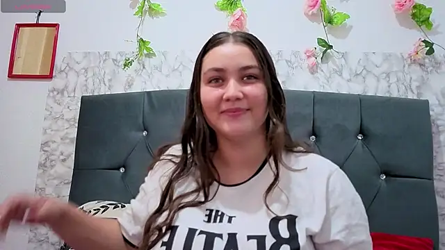 Mikaellaginx online show from 2, 3, 2026