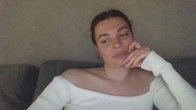 Luna2547 online show from 26, 4, 2026