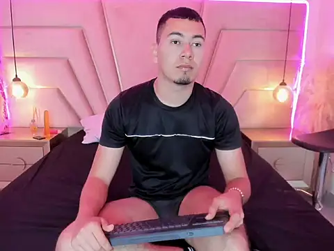 Max Huntter online show from 11, 3, 2026