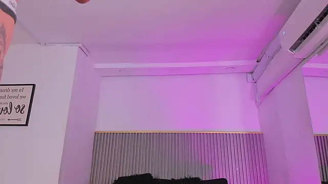 ashvalentine  online show from 23, 7, 2026