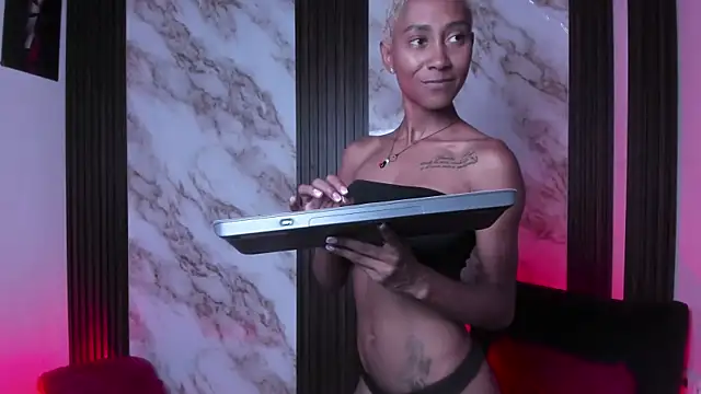 Nina vegas online show from 19, 5, 2026