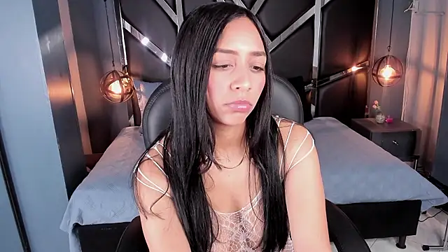 Esmeralda  18 online show from 21, 3, 2026