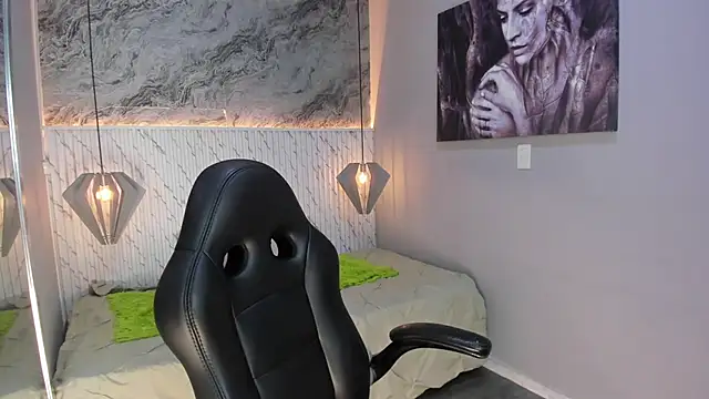 Esmeralda  18 online show from 21, 4, 2026