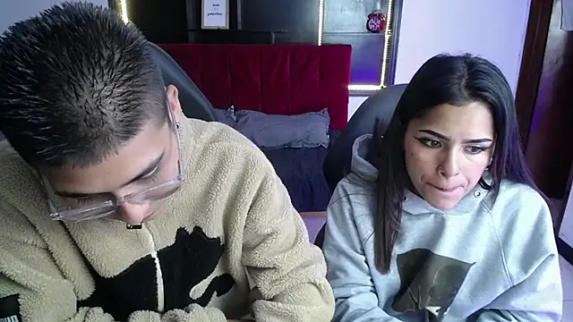  chloe 1 online show from 10, 4, 2026