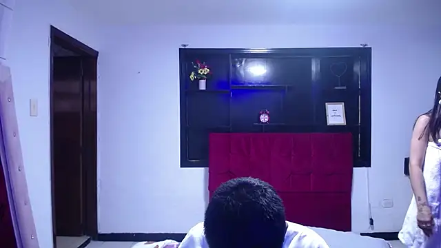  chloe 1 online show from 25, 4, 2026