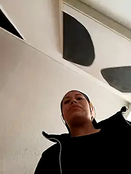 Baby Pink Love online show from 28, 4, 2026