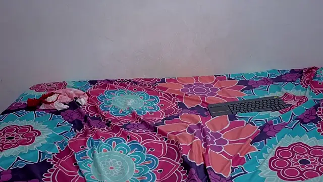 Scarlett Cherry  online show from 11, 6, 2026