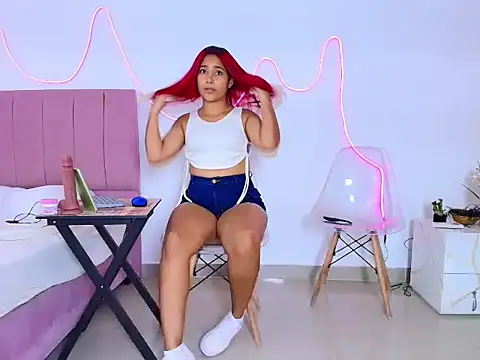 Peliroja lustrum online show from 21, 4, 2026