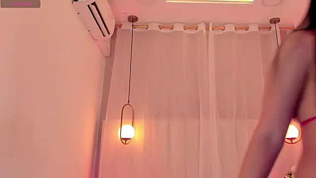 stephanymendez online show from 12, 3, 2026