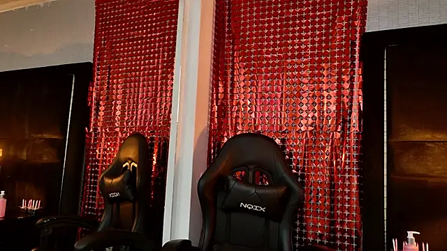 EllaEvanzz online show from 26, 4, 2026