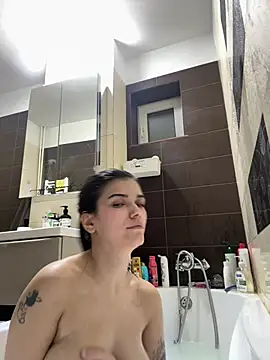 MistressMollyx online show from 4, 3, 2026