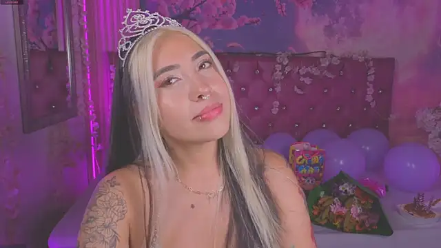 ManuelaVeeleez online show from 11, 6, 2026