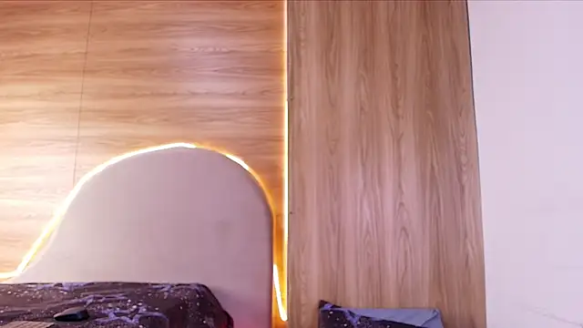 kiara lp online show from 28, 4, 2026