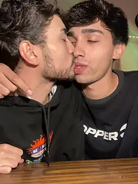 Lucasss2204 online show from 15, 4, 2026