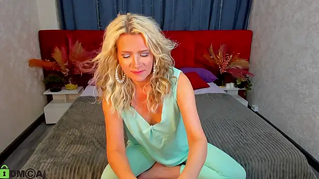 Ledi Luna online show from 23, 4, 2026