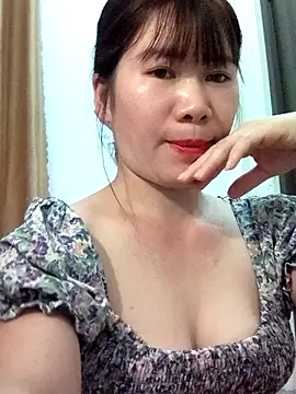 Bondgirl 9 online show from 21, 5, 2026