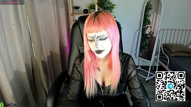 Necucuby online show from 11, 4, 2026