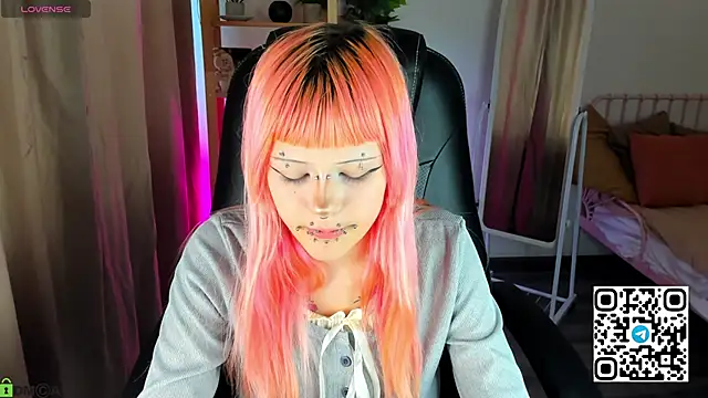 Necucuby online show from 25, 4, 2026