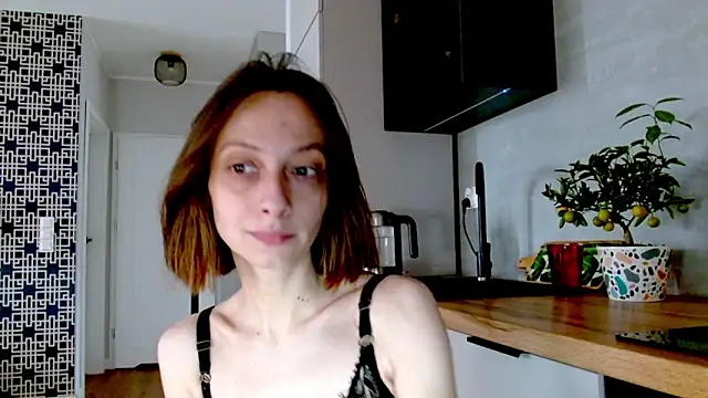 misssweet online show from 21, 6, 2026