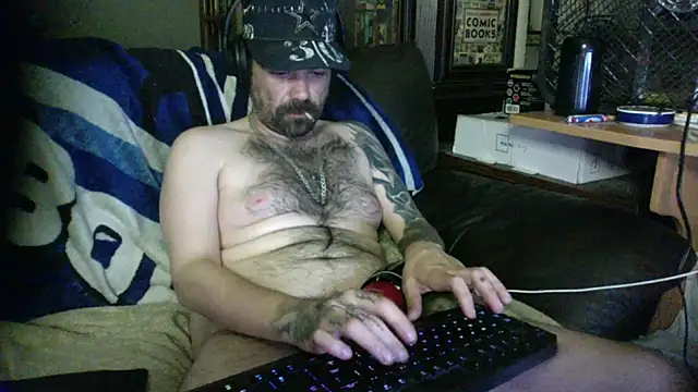 Snapshot of KinkyTOMan chatting on 9, 6, 2026 KinkyTOMan online show from 9, 6, 2026