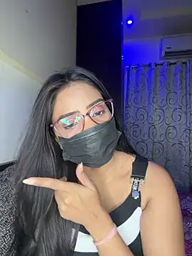 nikki catz online show from 7, 4, 2026