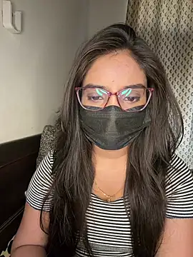 nikki catz online show from 25, 4, 2026