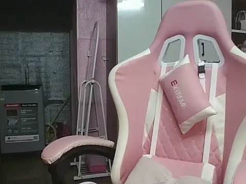 hot-cumplay online show from 23, 7, 2026