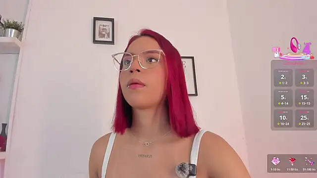 Im Scarlett  online show from 25, 3, 2026