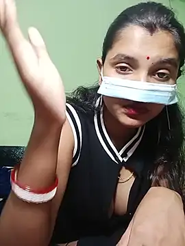 Sexy Sonniyaa online show from 7, 7, 2026