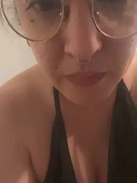 Xlilli69X online show from 26, 4, 2026