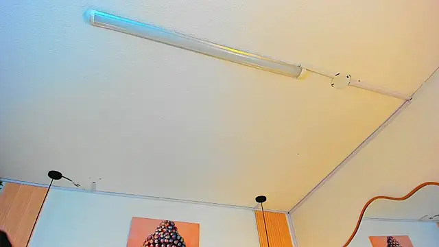 Mariee bloom online show from 25, 4, 2026
