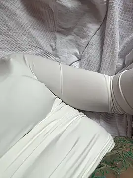 lena-smile683 online show from 27, 4, 2026