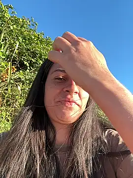 Geovana blan online show from 19, 4, 2026