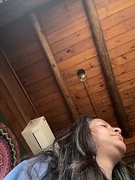 Geovana blan online show from 26, 4, 2026