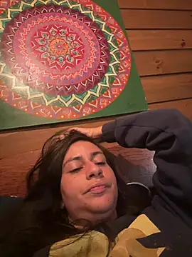 Geovana blan online show from 27, 4, 2026