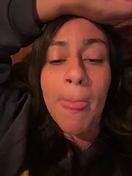 Geovana blan online show from 28, 4, 2026