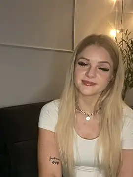 Luna-Noire online show from 9, 3, 2026