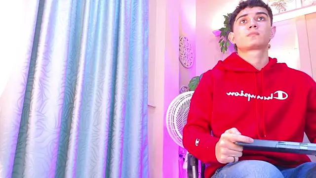 max vasquez  online show from 10, 3, 2026