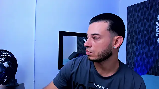 Daiamon Clark online show from 10, 3, 2026