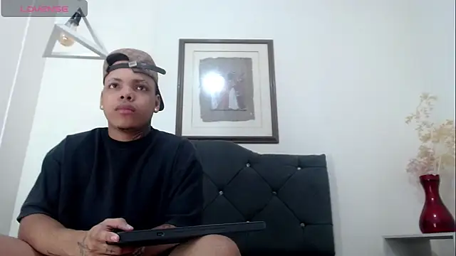 Royal xx- online show from 9, 3, 2026