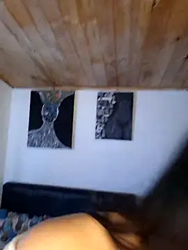 Snapshot of xanthenyx_ chatting on 5, 4, 2026 xanthenyx online show from 5, 4, 2026