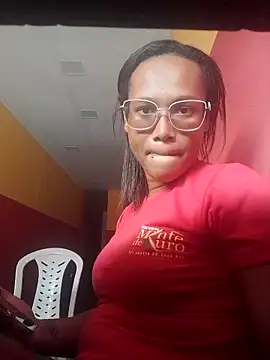 Snapshot of Sraveneno chatting on 3, 6, 2026 Sraveneno online show from 3, 6, 2026