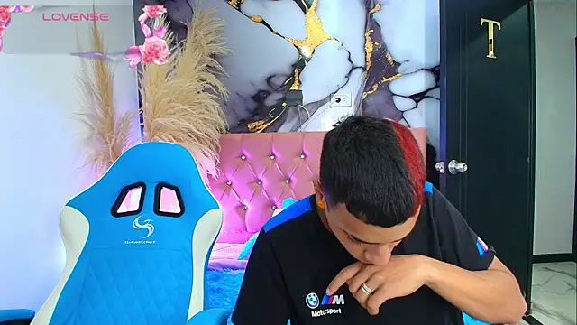 Ariatna Andy online show from 24, 4, 2026