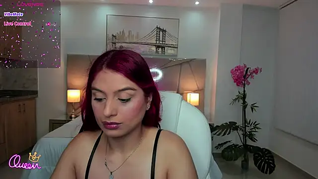 Raven-reyess online show from 23, 4, 2026